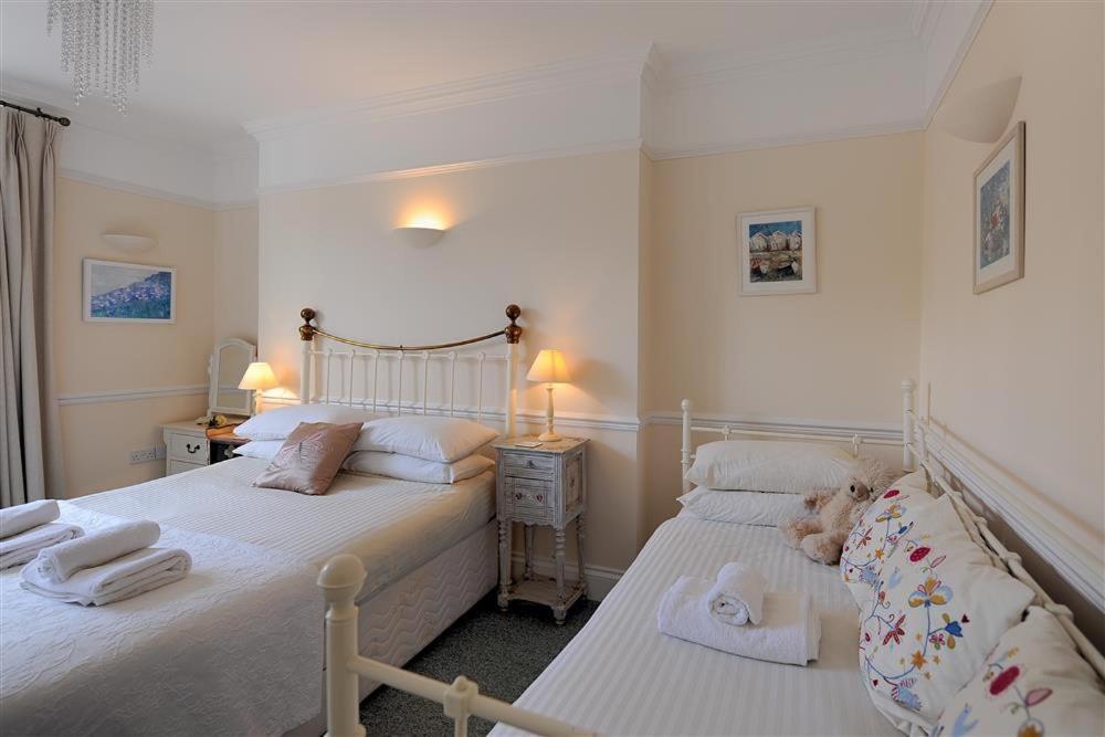 The Portland Suite Lyme Regis Exterior photo